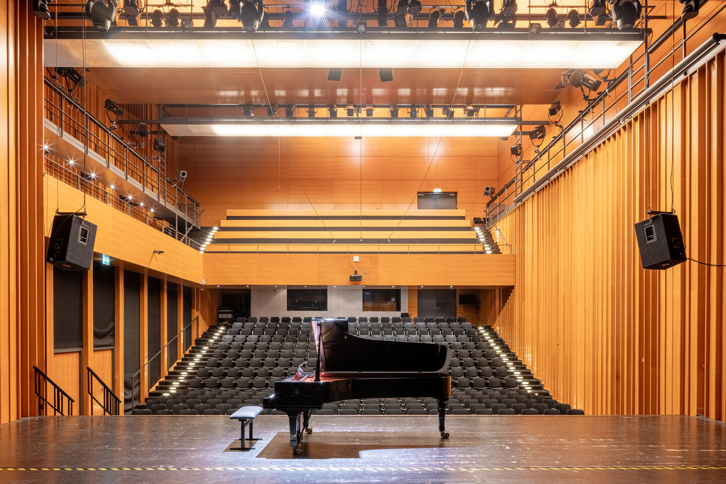 Blick auf Rang Großer Saal Grassistraße 8